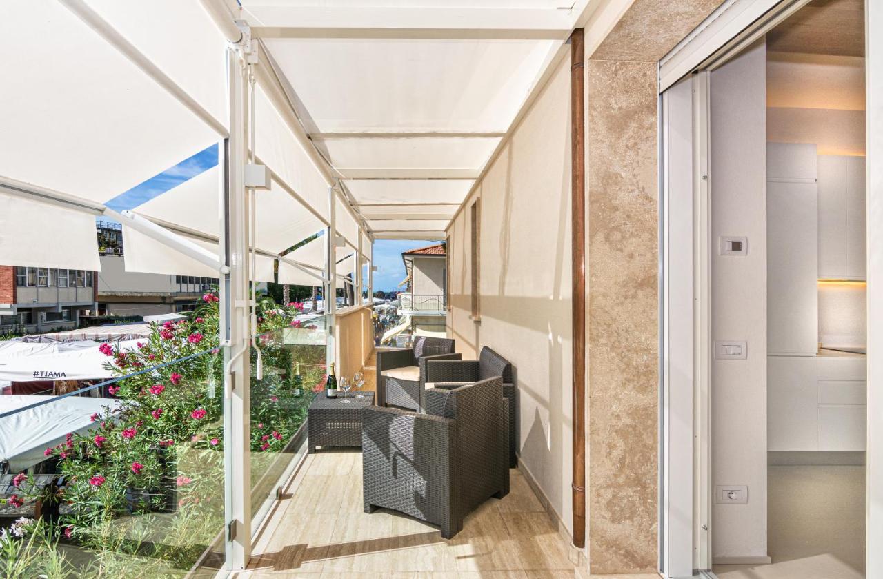 Sea Holidays Apartment Marina di Pietrasanta Εξωτερικό φωτογραφία